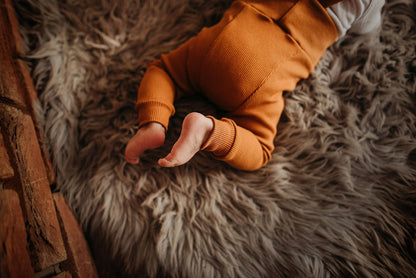 Papírový střih na dětské legíny s traky a vysokým pasem - 62 - 92