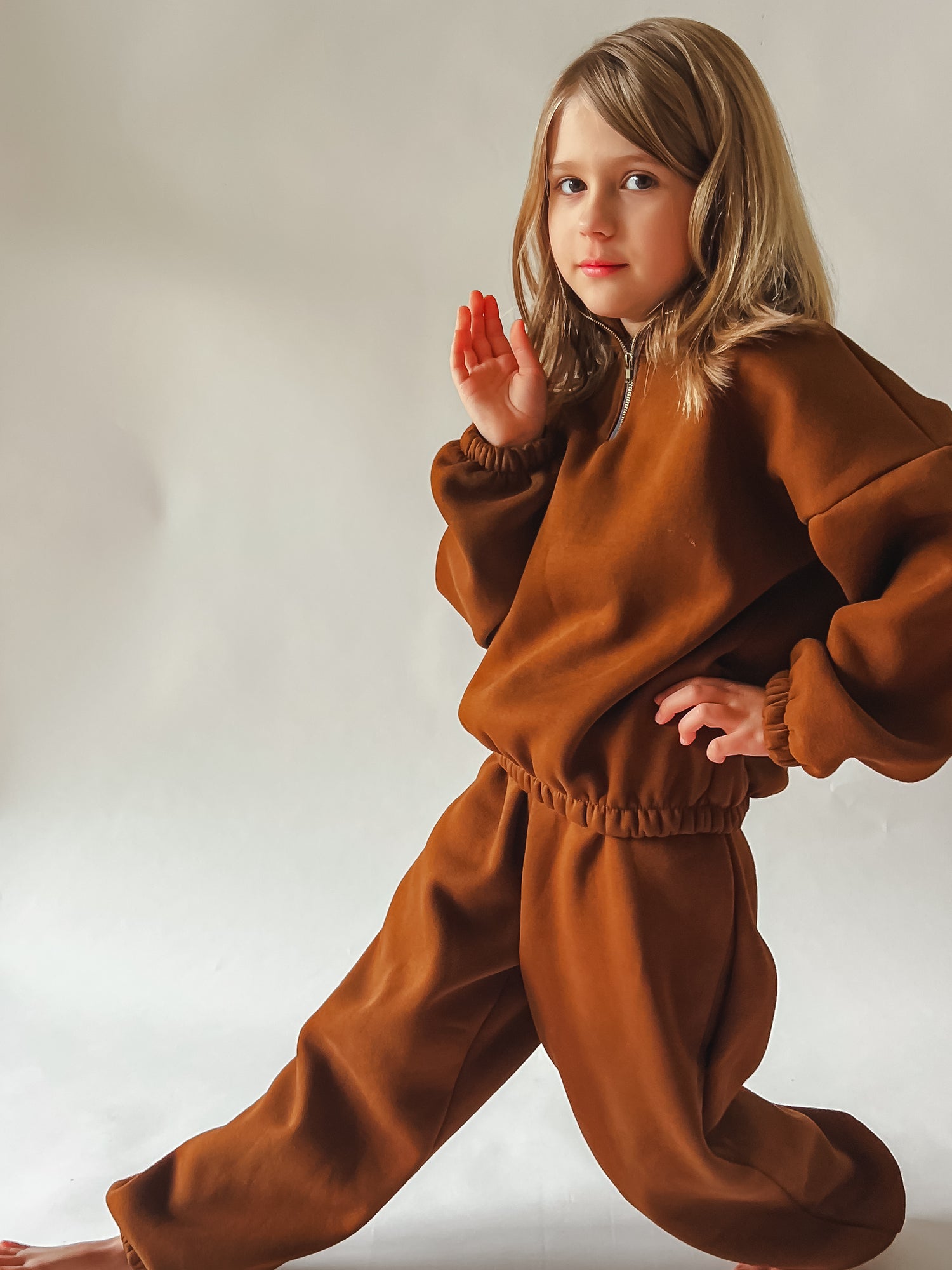 Papírový střih na teplákovou soupravu "Play" 98 - 164