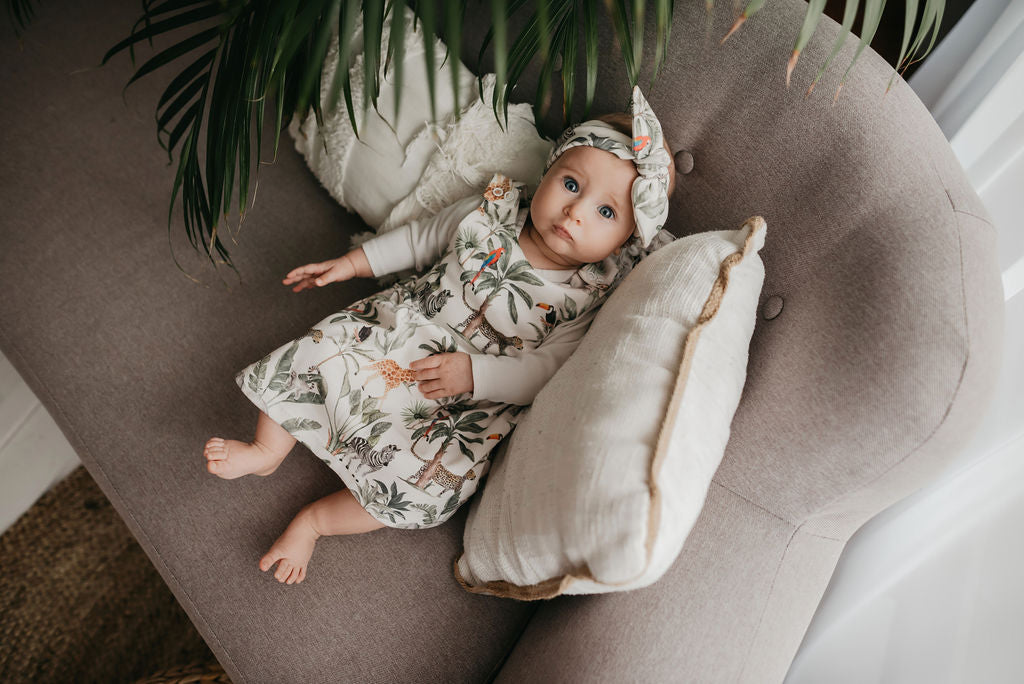 Set střihů na šaty, čelenku a body Little Sarah