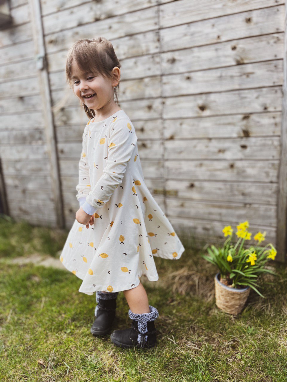 Střih na dětské točivé snadné šaty Olivia vel. 62 - 140