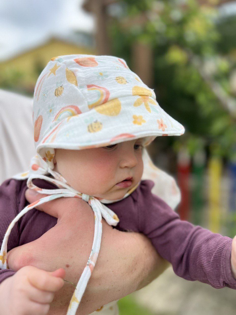 Střih na dětskou letní čepičku s kšiltem a saharou Jacob