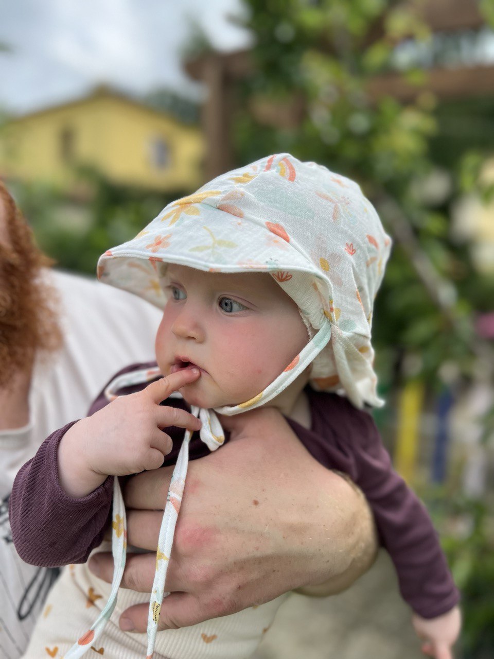 Střih na dětskou letní čepičku s kšiltem a saharou Jacob