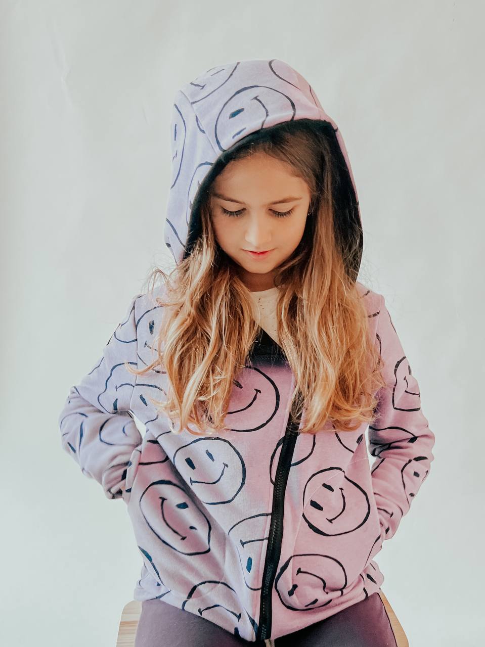 PDF střih na dětskou mikinu s kapucí a šikmým zipem "SMILE" - 62-164