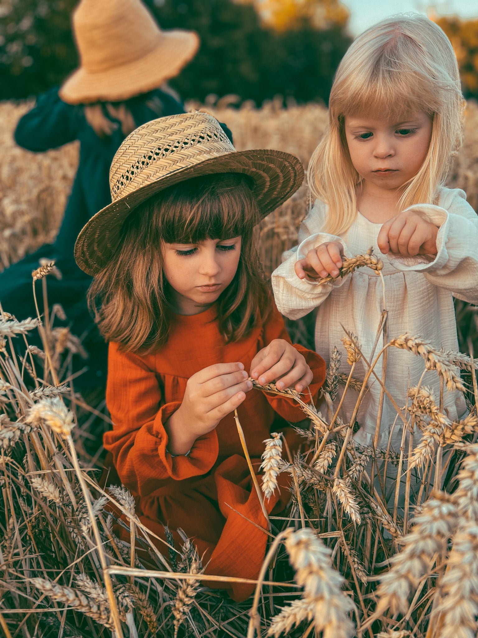 Střih na dětské mušelínové šaty "Romance" - 80 - 134 - Šibabi.cz
