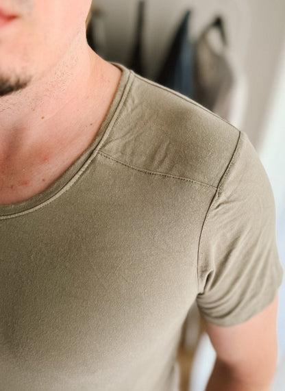 Střih na pánské tričko bez ramenních švů "Fine" - S - 4XL - Šibabi.cz