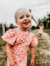 Střih na zavinovací dětské šaty " Chloe" - 56 - 140 - Šibabi.cz